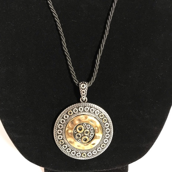 NWOT Lia Sophia Necklaces - Picture 4 of 4